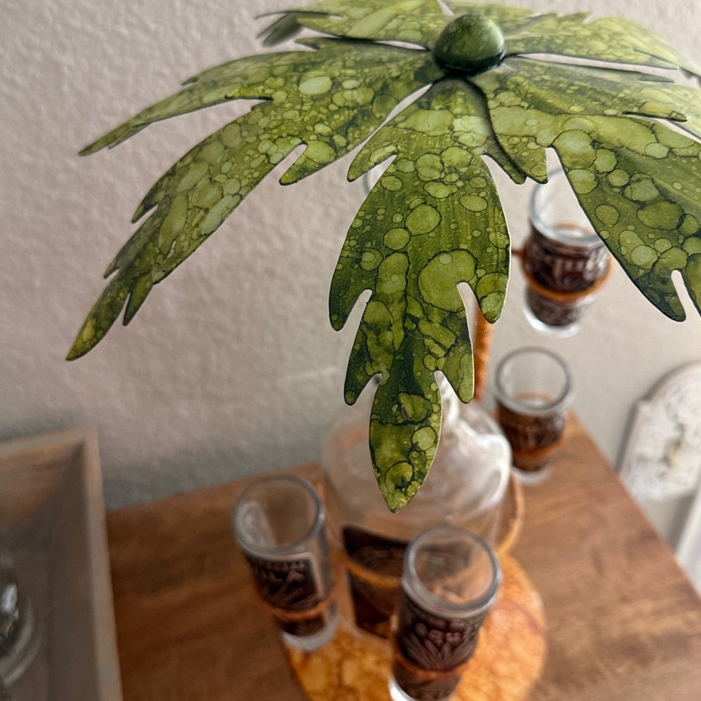 Palm Tree Tequila Shot Glass Holder Set - Picture 3 of 5